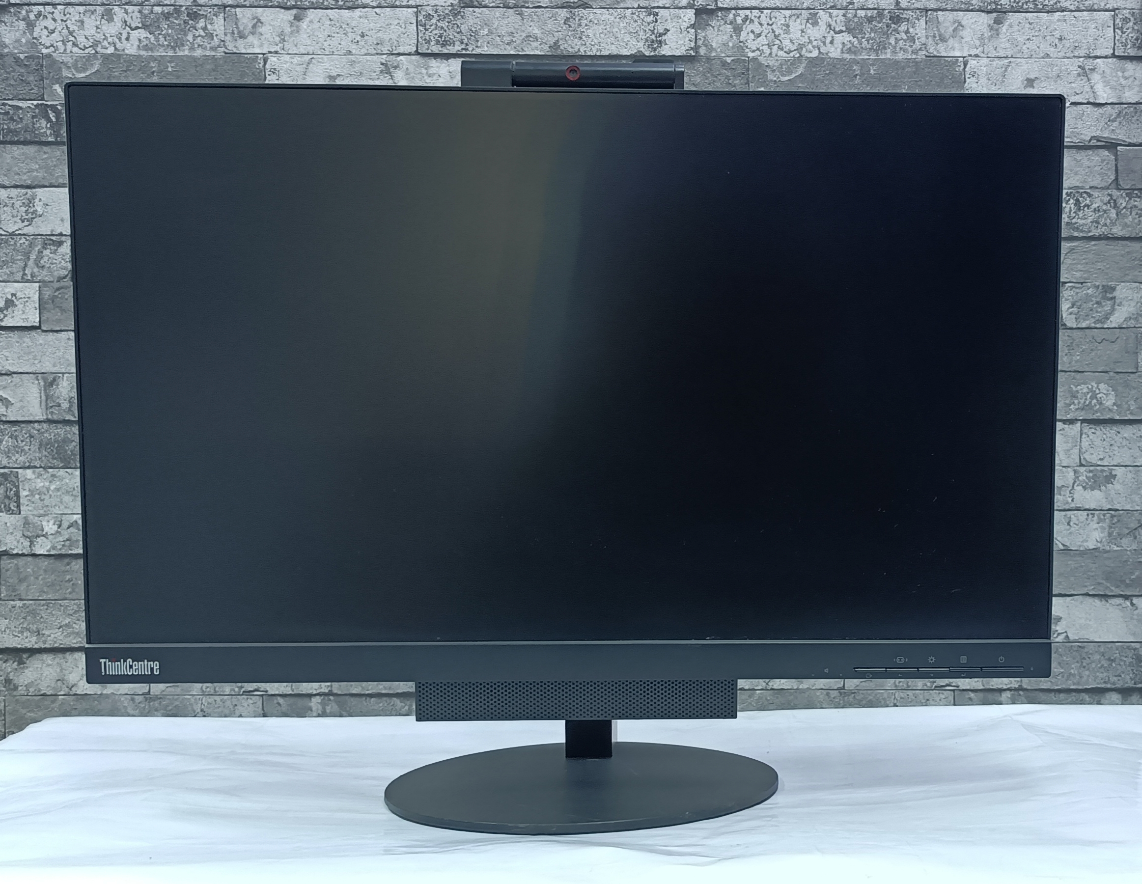 LENOVO TIO24GEN3 24 Inch Monitor (USED)