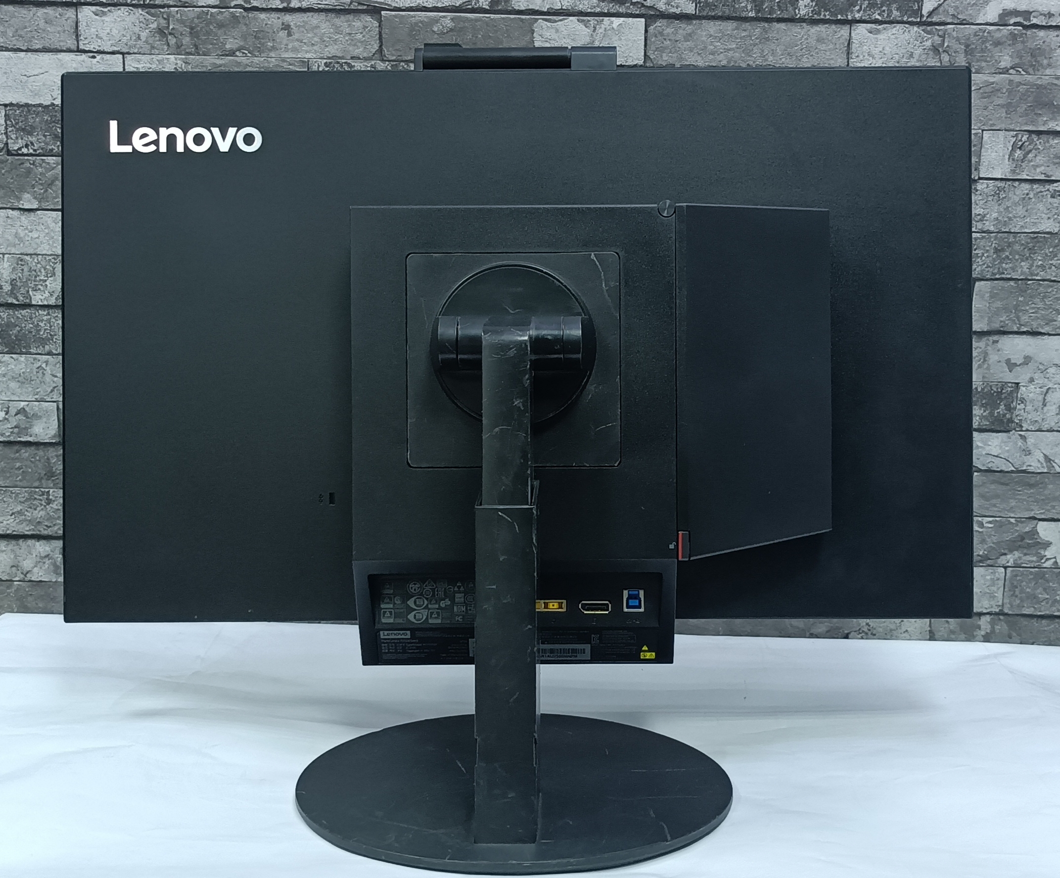 LENOVO TIO24GEN3 24 Inch Monitor (USED) - Image 8