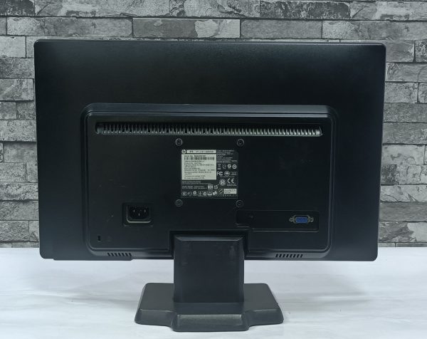 HP LV1911 19 Inch Monitor (USED) - Image 2